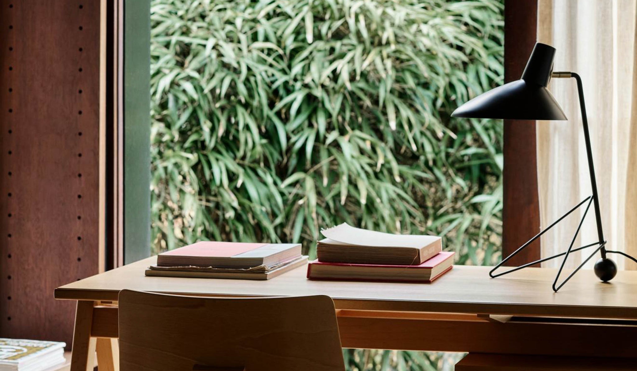 &Tradition HM9 Tripod Table Lamp
