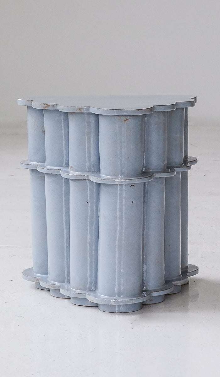 B Zippy Rusty Blue Shino Split Ruffle Side Table