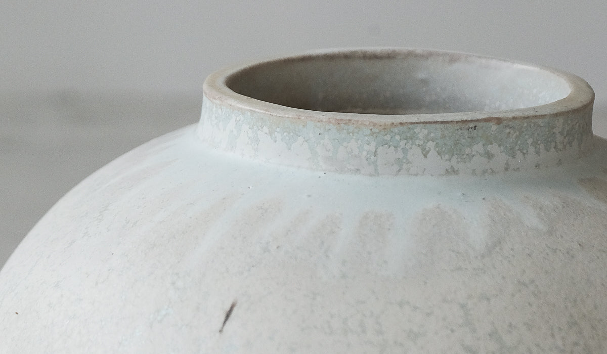 Clam Lab Round Mint Crystal Vessel