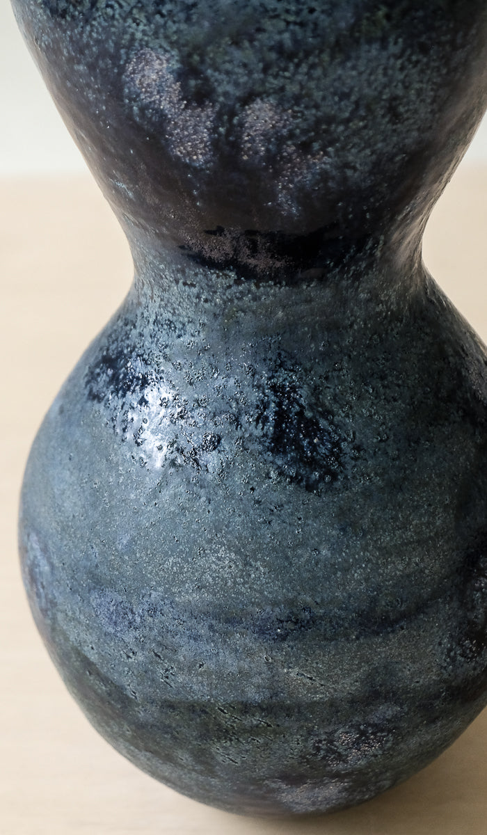 Dina No Night Blue Vessel No. 17