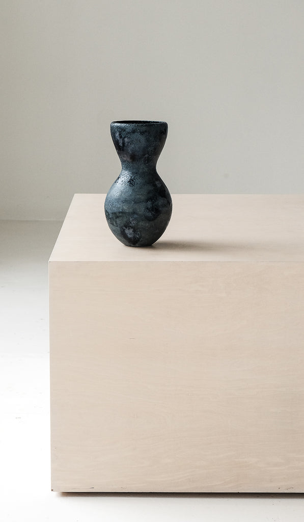 Dina No Night Blue Vessel No. 17