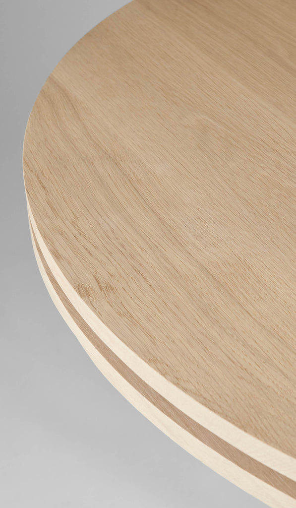 Estudio Persona Luz Dining Table