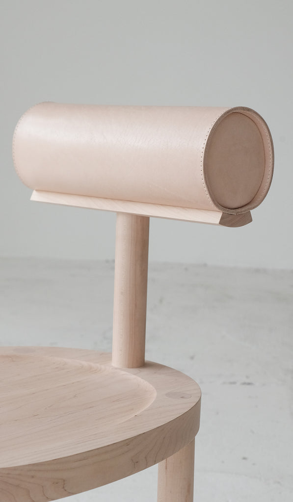 Estudio Persona Una Counter Stool