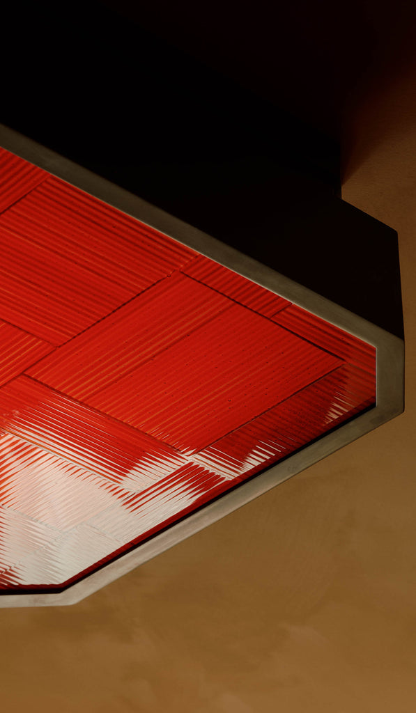In Common With Large Strata Surface Mount