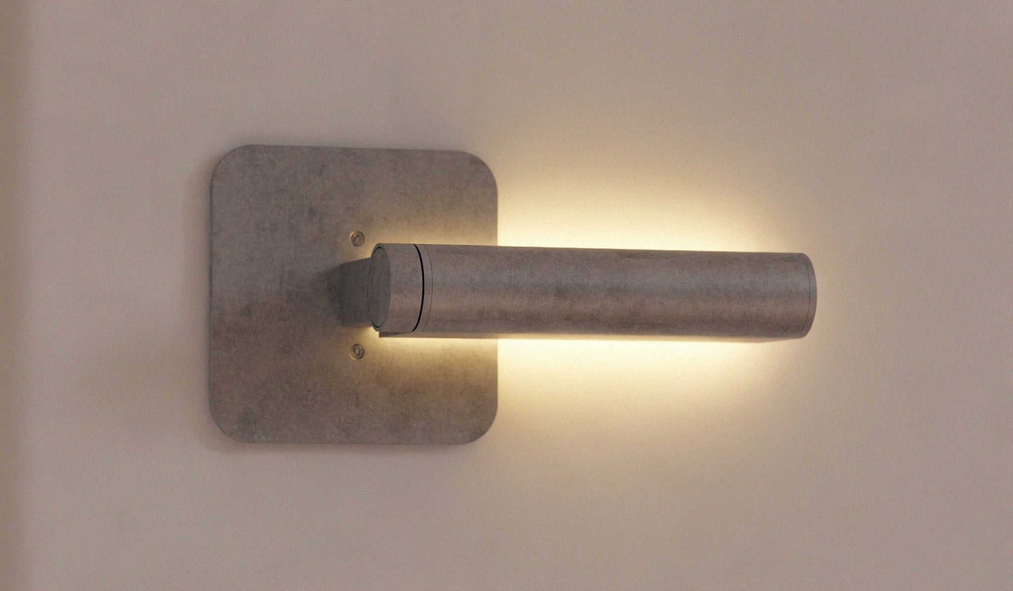 Lambert & Fils Ipoli 01 Sconce