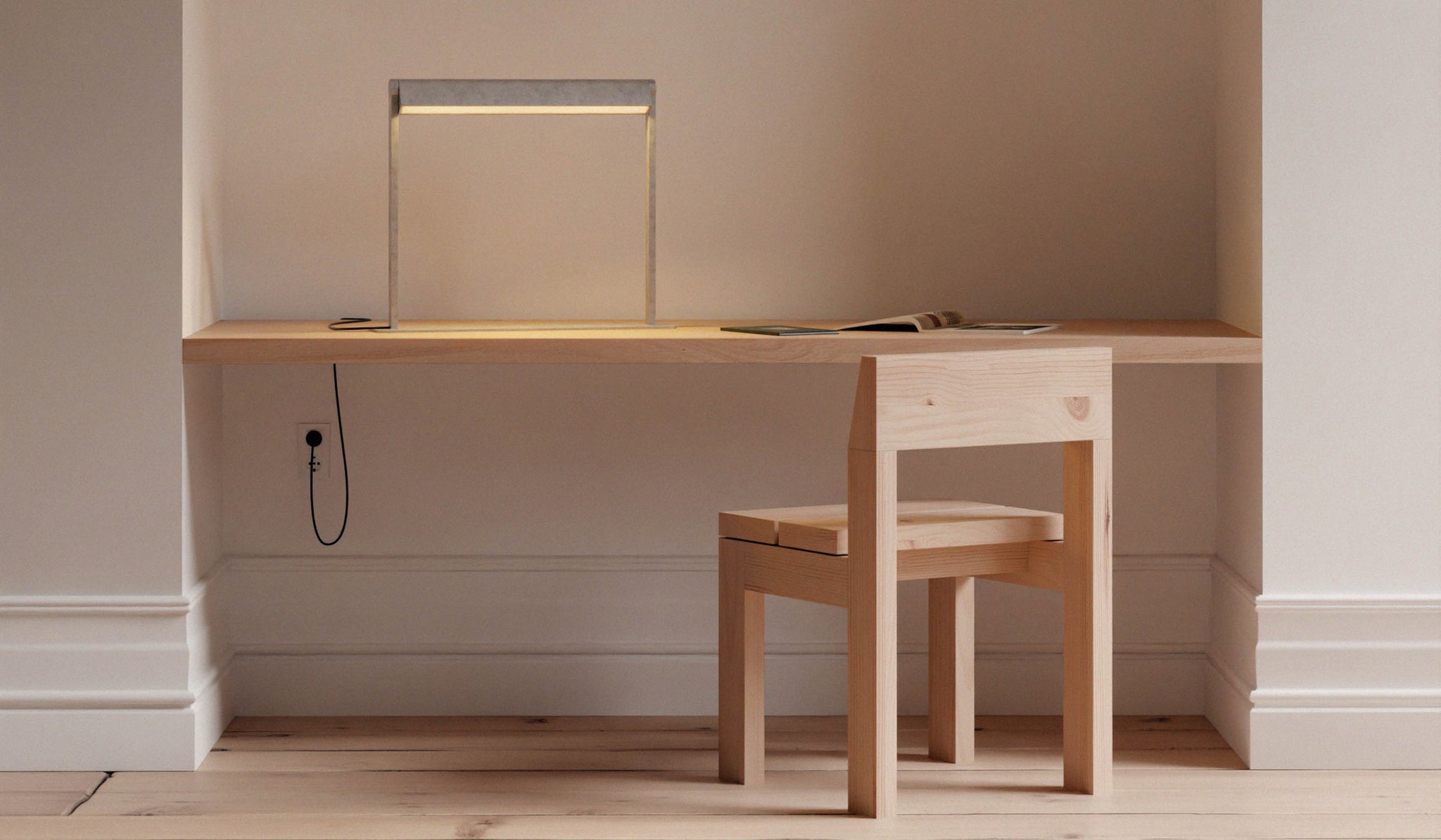 Lambert & Fils Ipoli 11 Table Lamp