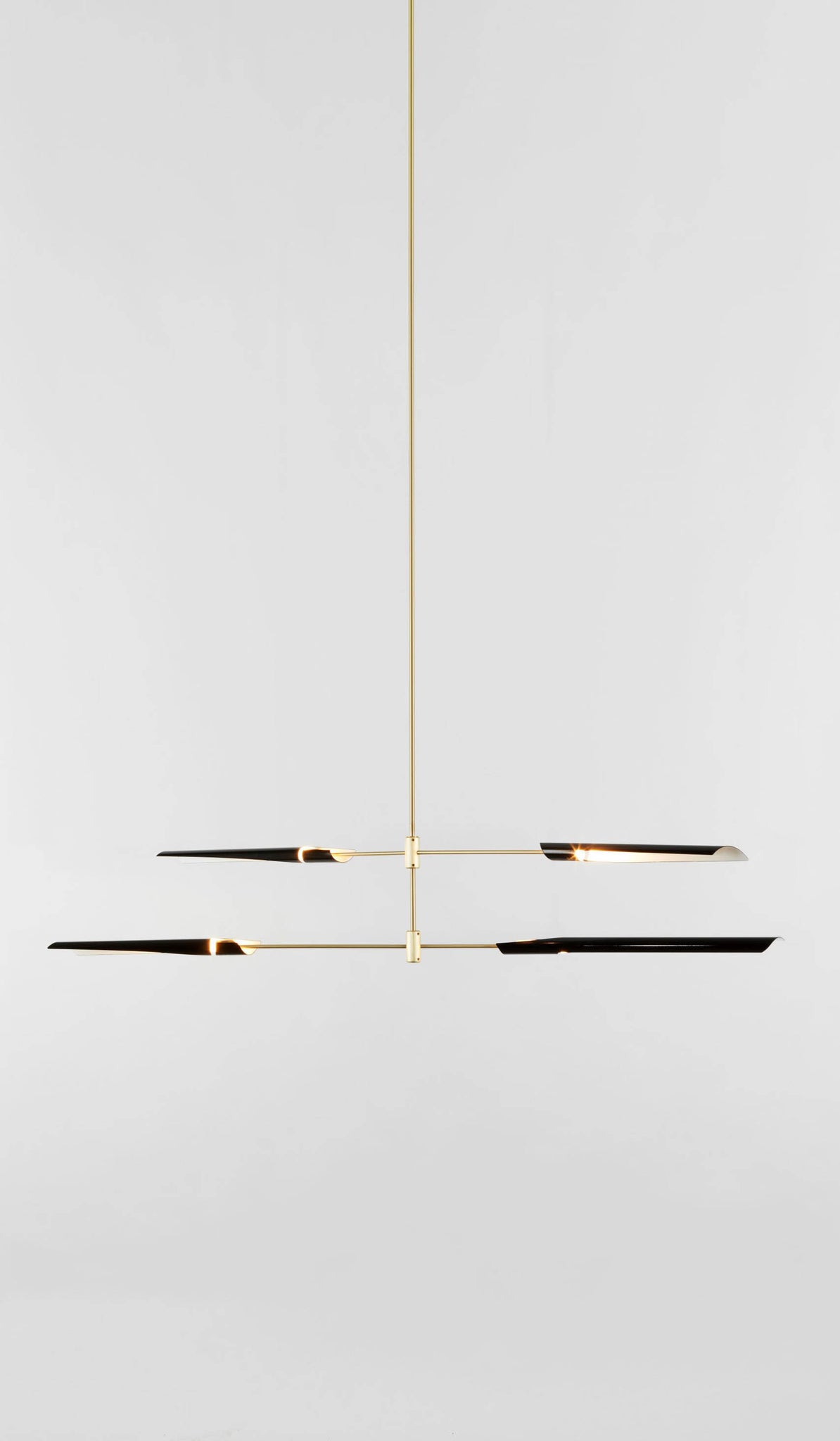 Roll & Hill Boden Horizontal Chandelier 04