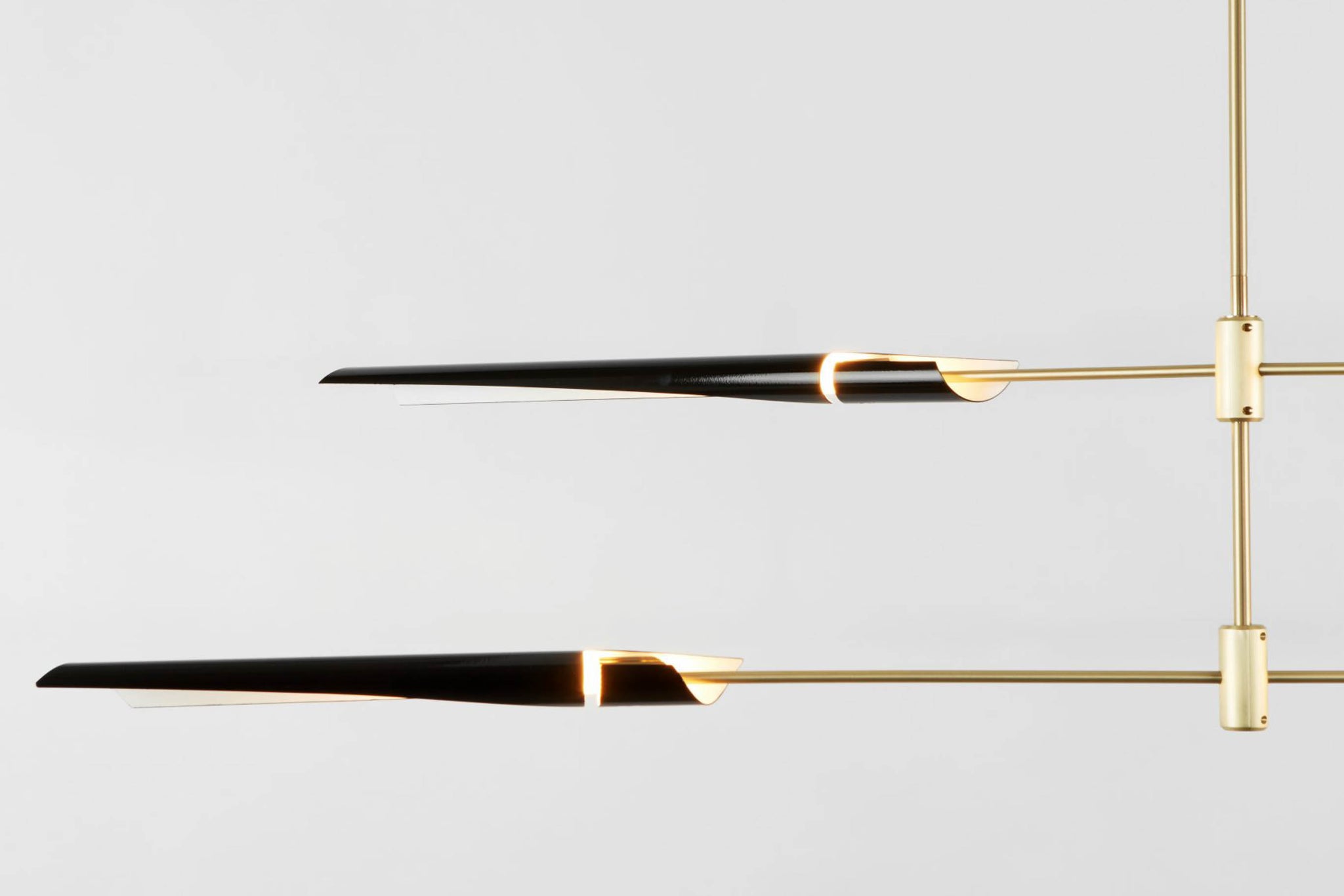 Roll & Hill Boden Horizontal Chandelier 04