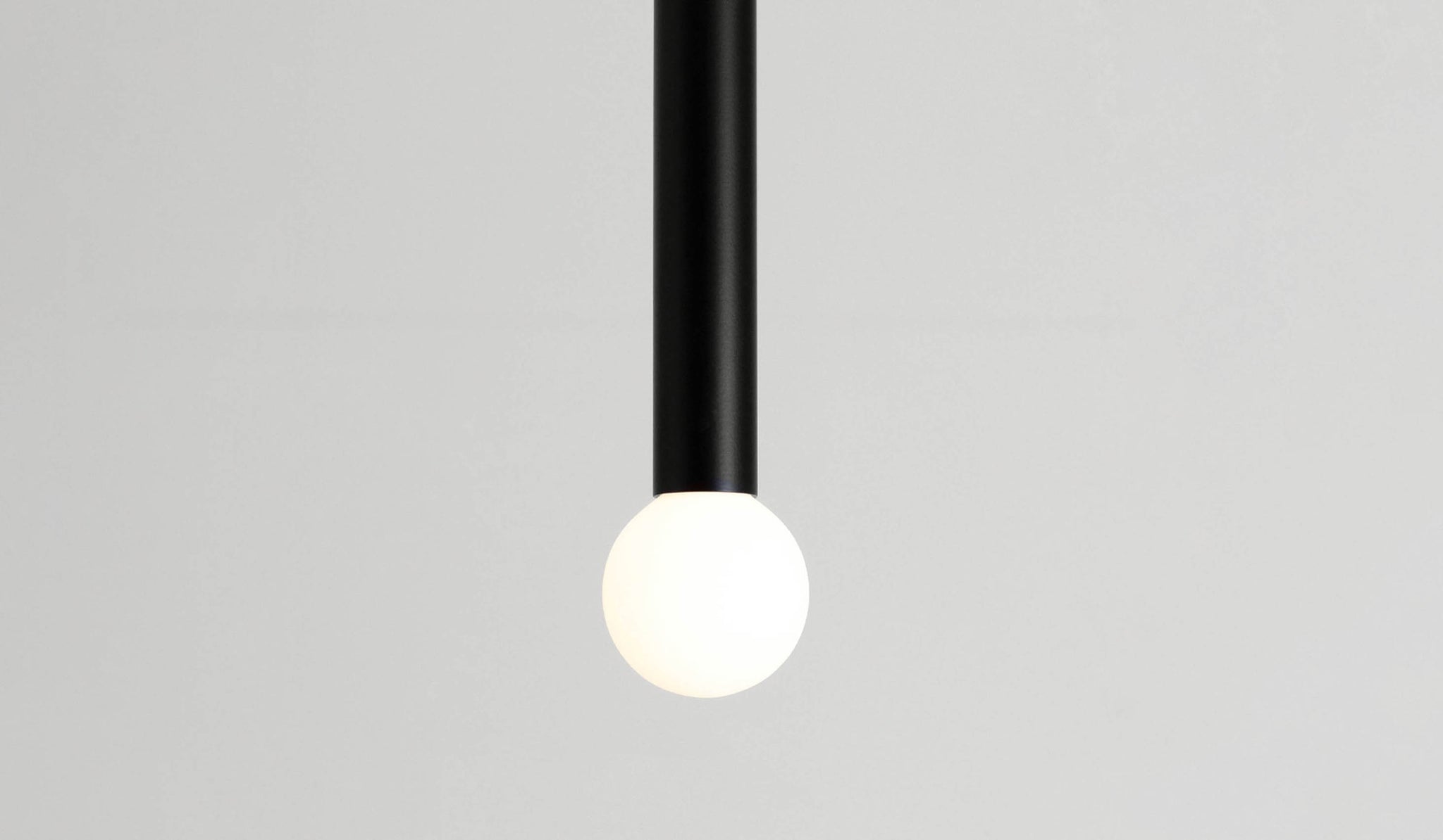 Roll & Hill Strike Pendant