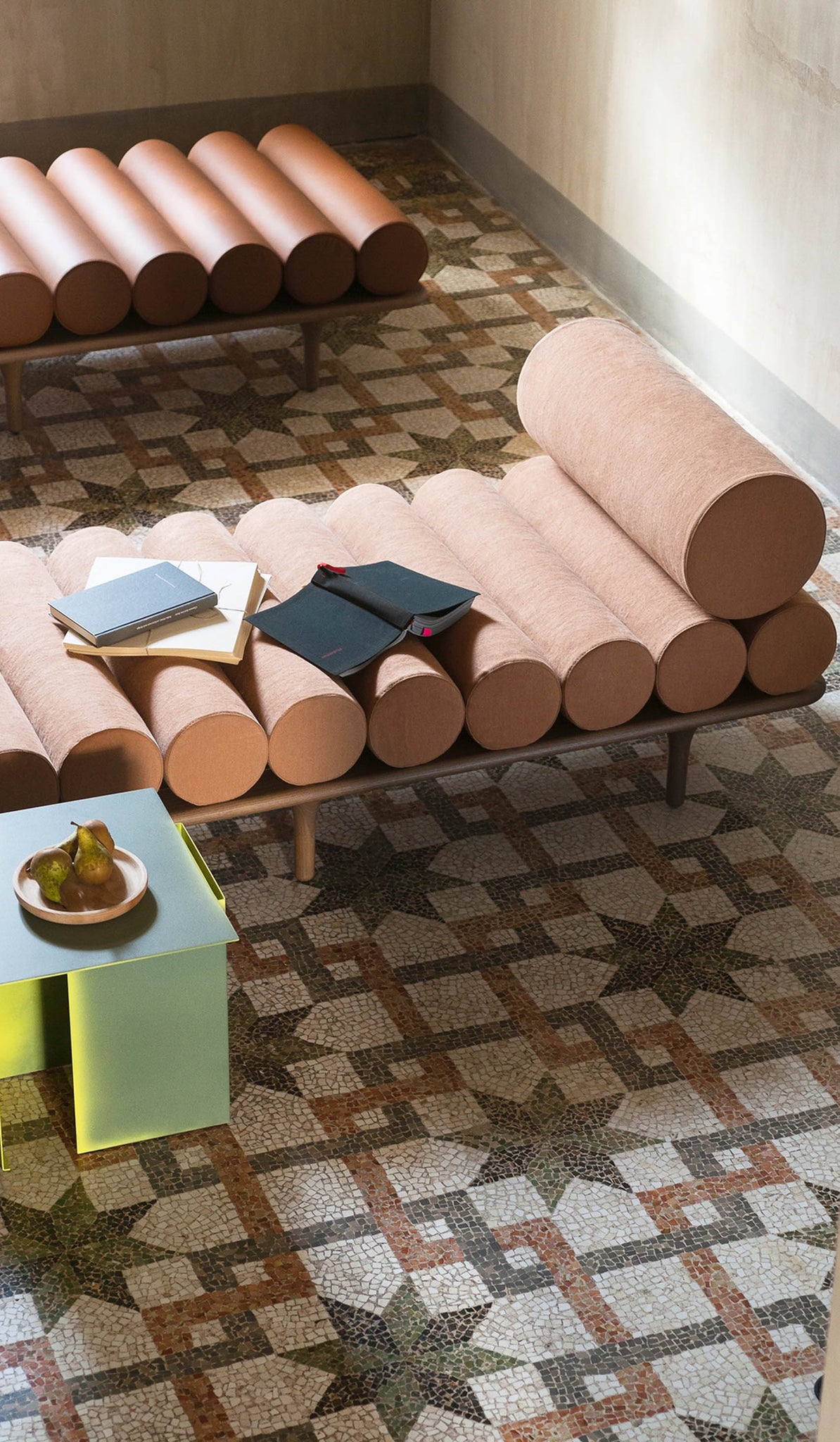 Tacchini 'Five to Nine' Chaise Lounge