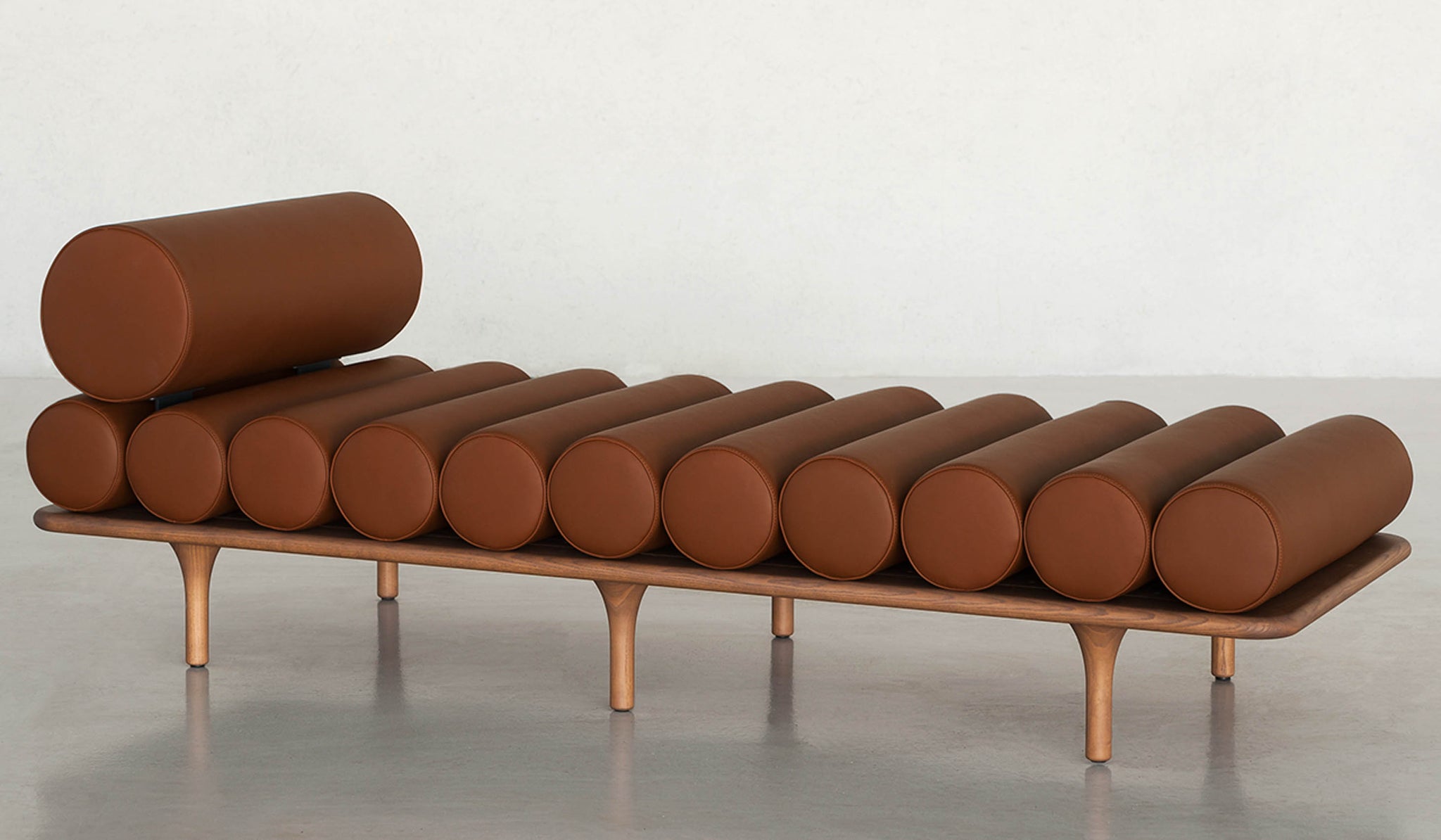 Tacchini 'Five to Nine' Chaise Lounge