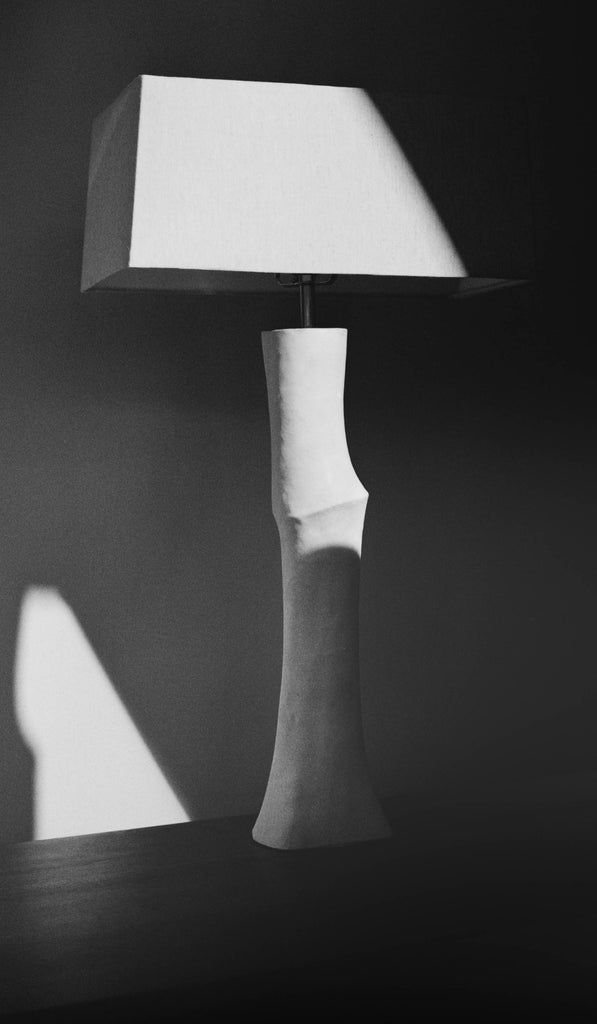 Kassandra Thatcher Sona Table Lamp