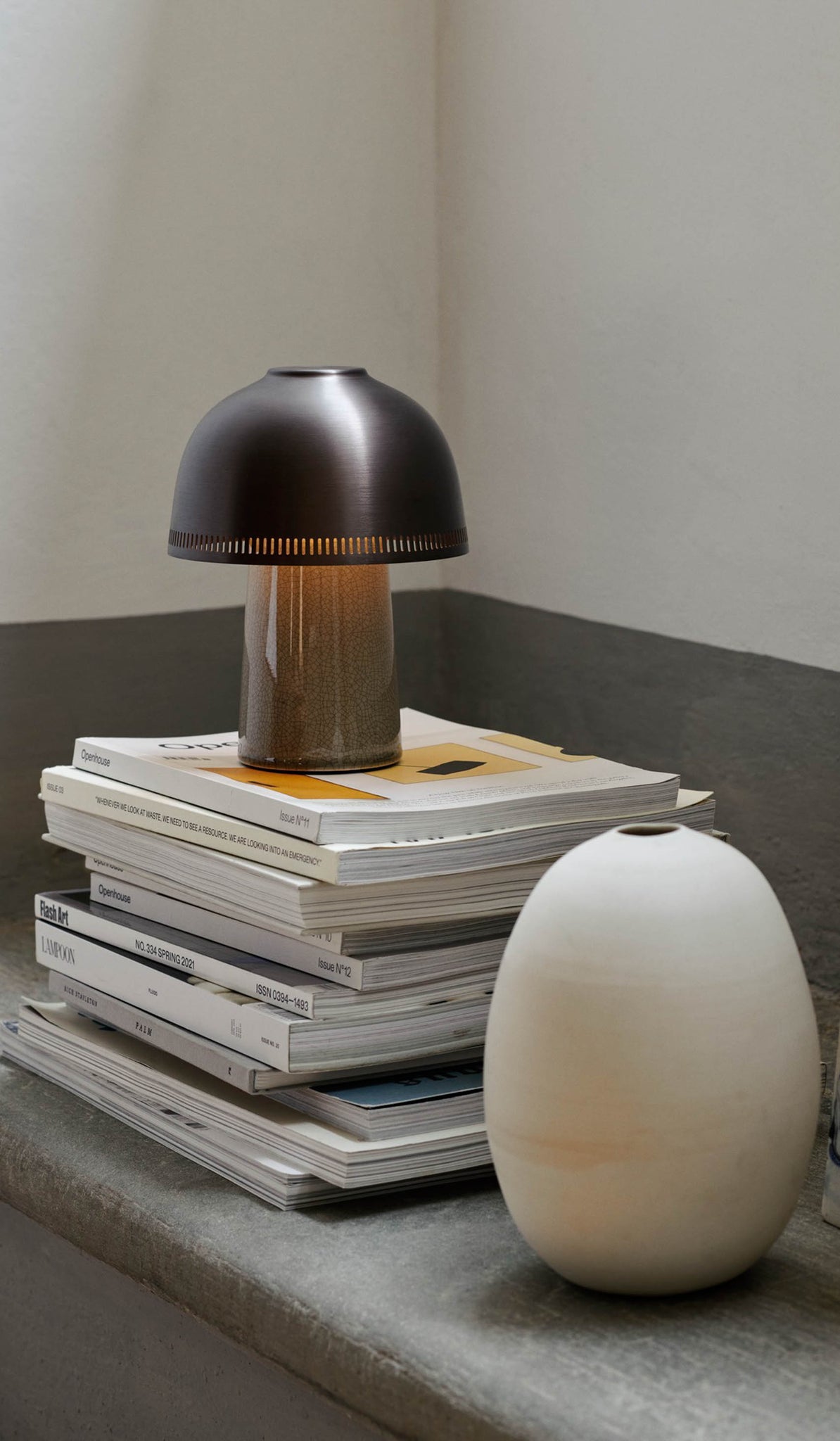 &Tradition SH8 Raku Portable Table Lamp
