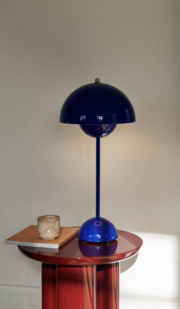 &Tradition VP3 Flower Pot Table Lamp