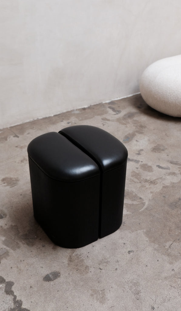 Estudio Persona Aire Stool