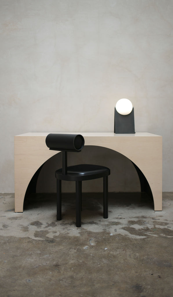 Estudio Persona Arc Desk