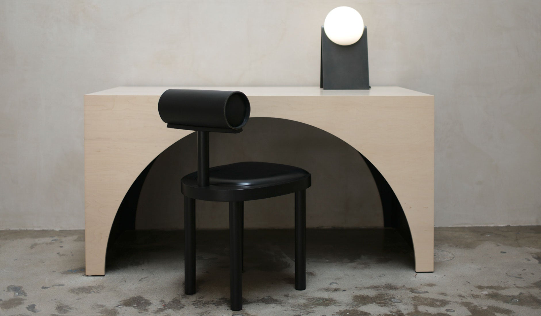 Estudio Persona Arc Desk