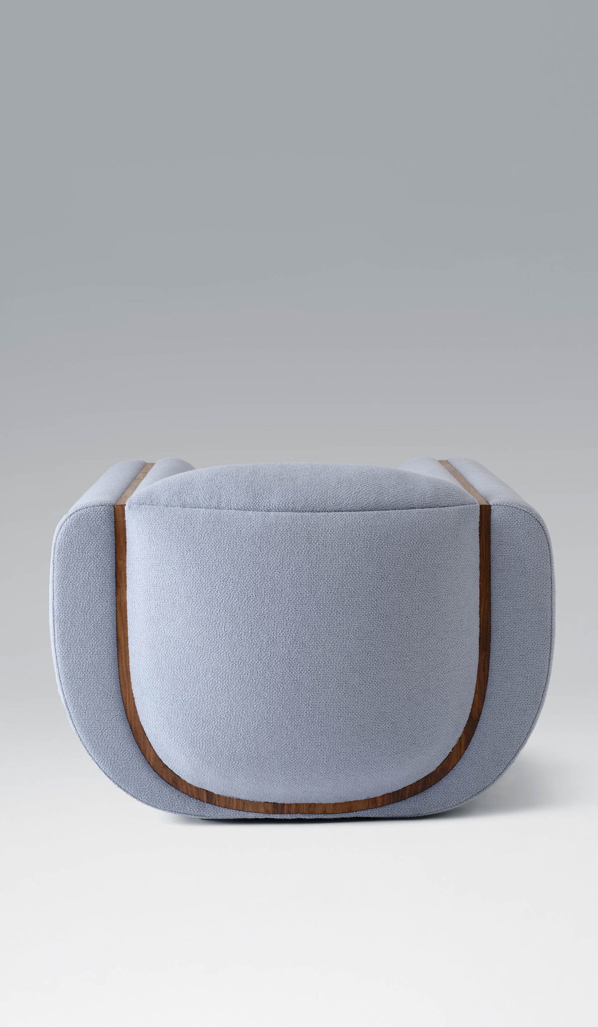 Estudio Persona Linea Armchair