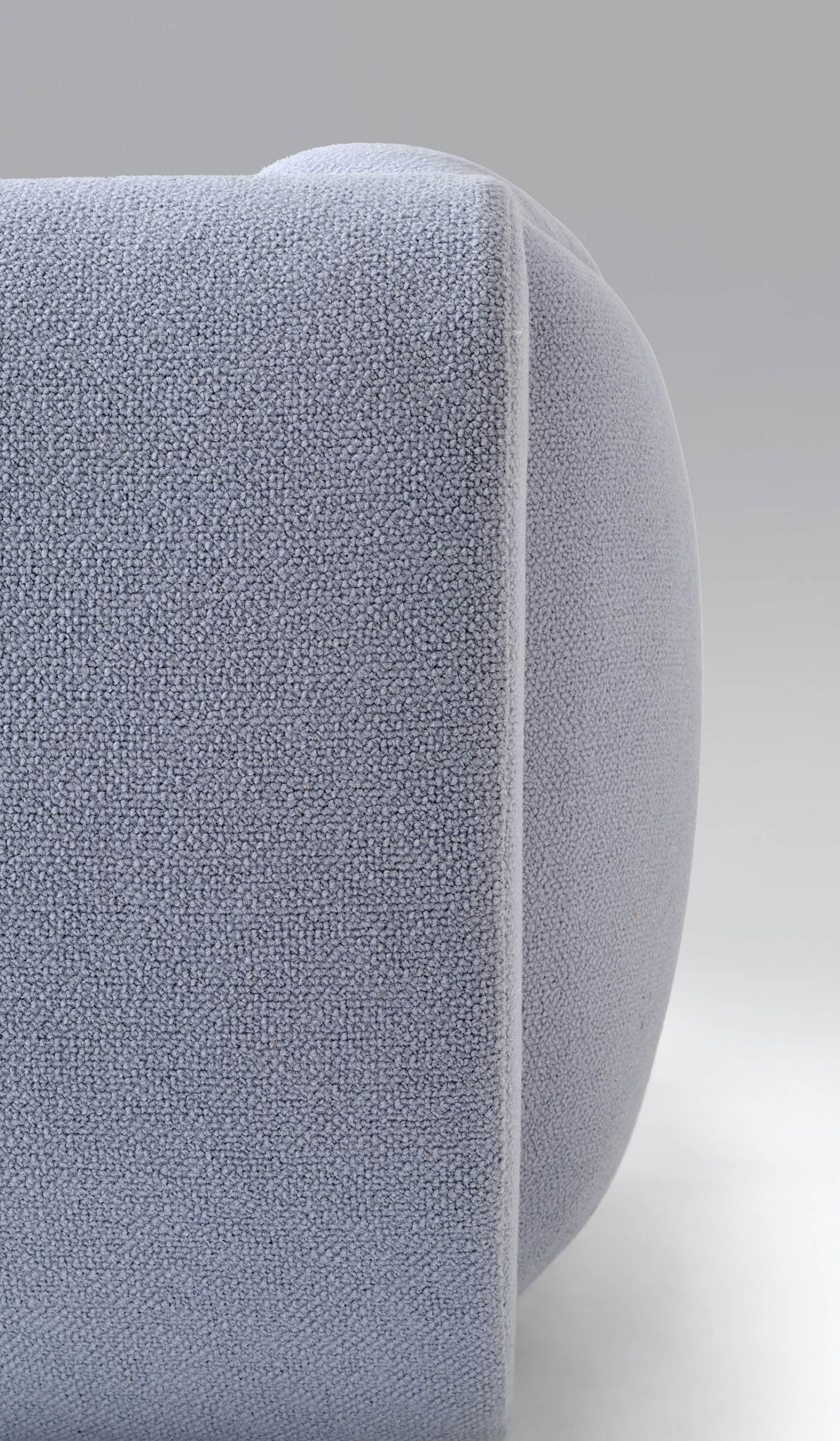 Estudio Persona Linea Armchair