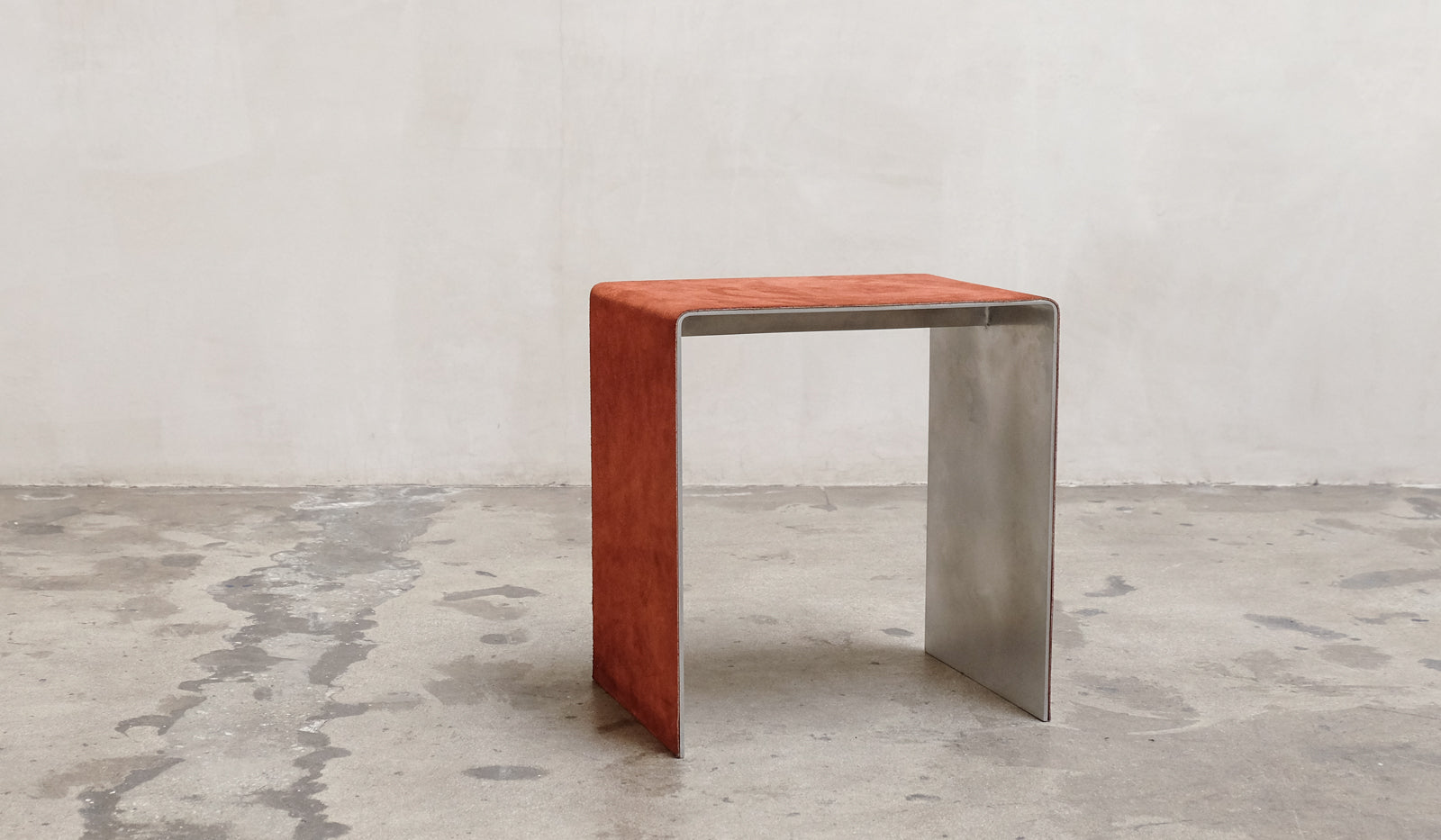 Estudio Persona Segment Stool