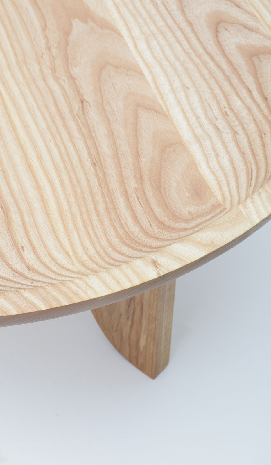 Grain Dish Coffee Table