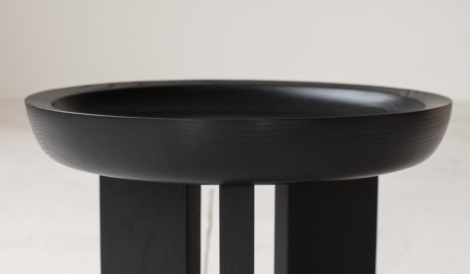 Grain Dish Side Table