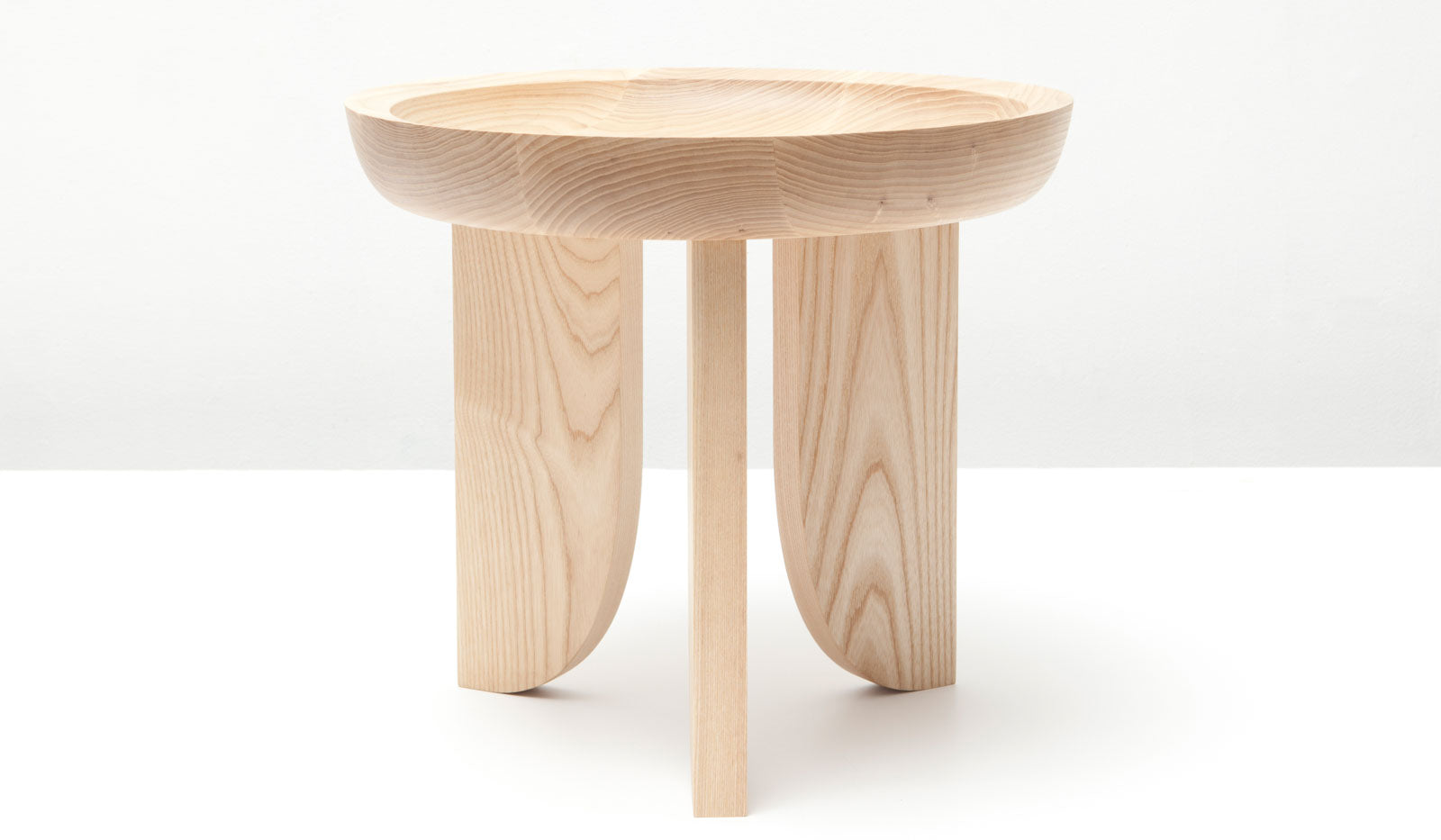 Grain Dish Side Table