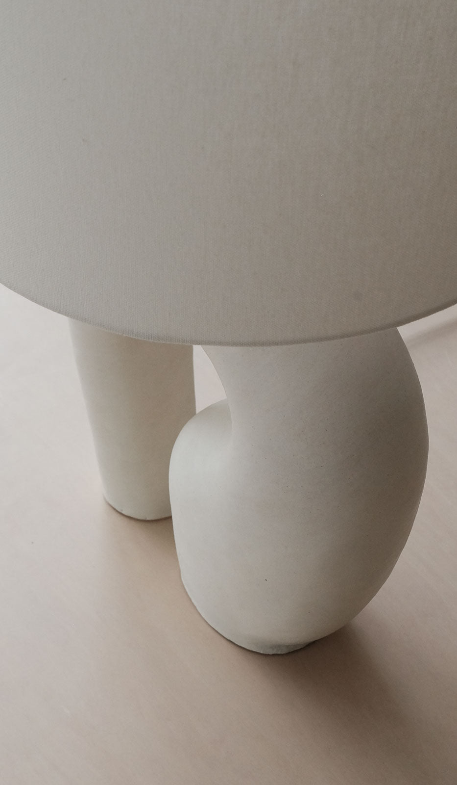 Kassandra Thatcher Oblong Loop Table Lamp