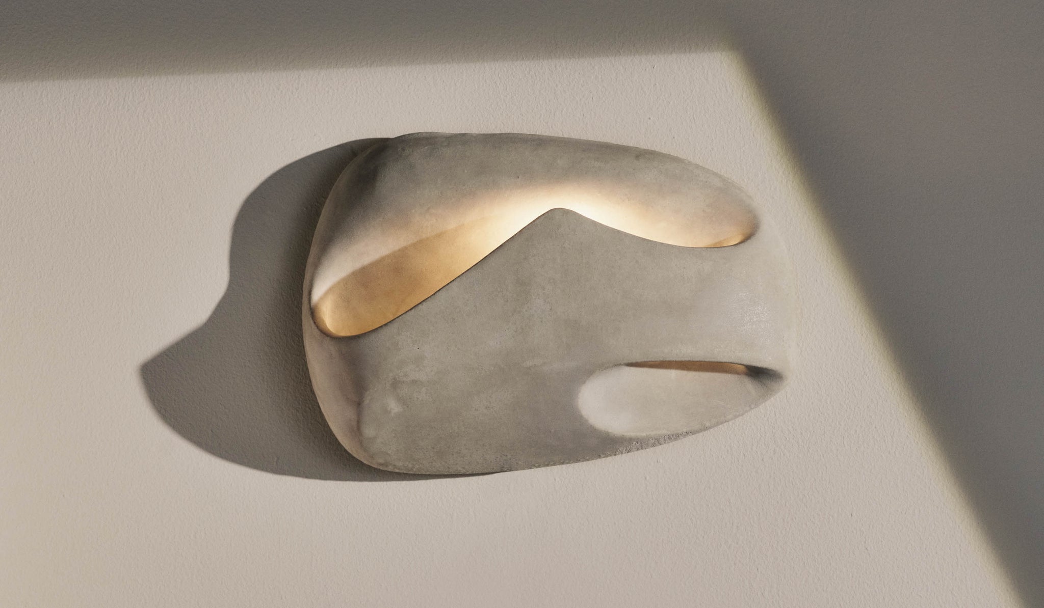 Kassandra Thatcher Ma Sconce No. 5