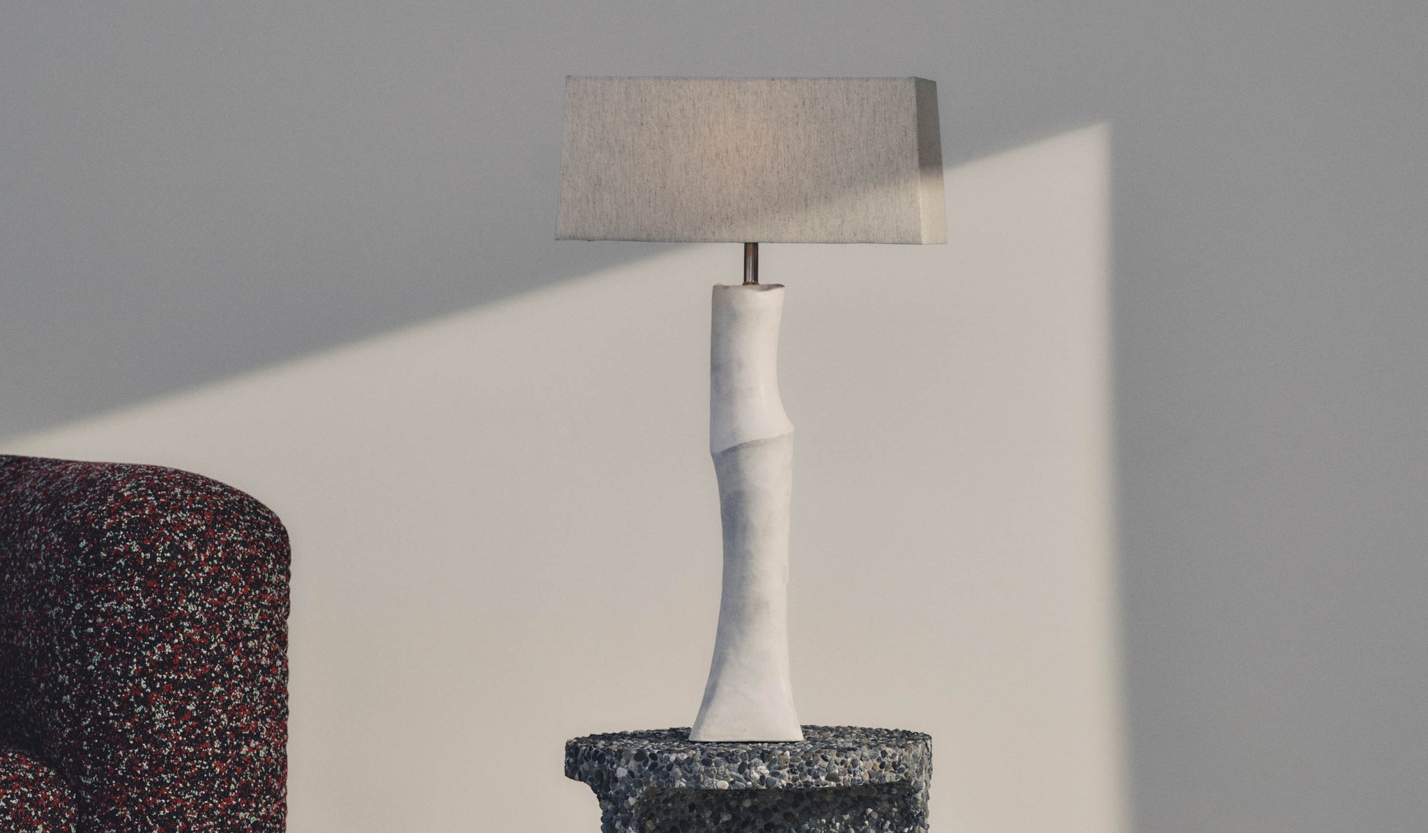 Kassandra Thatcher Sona Table Lamp