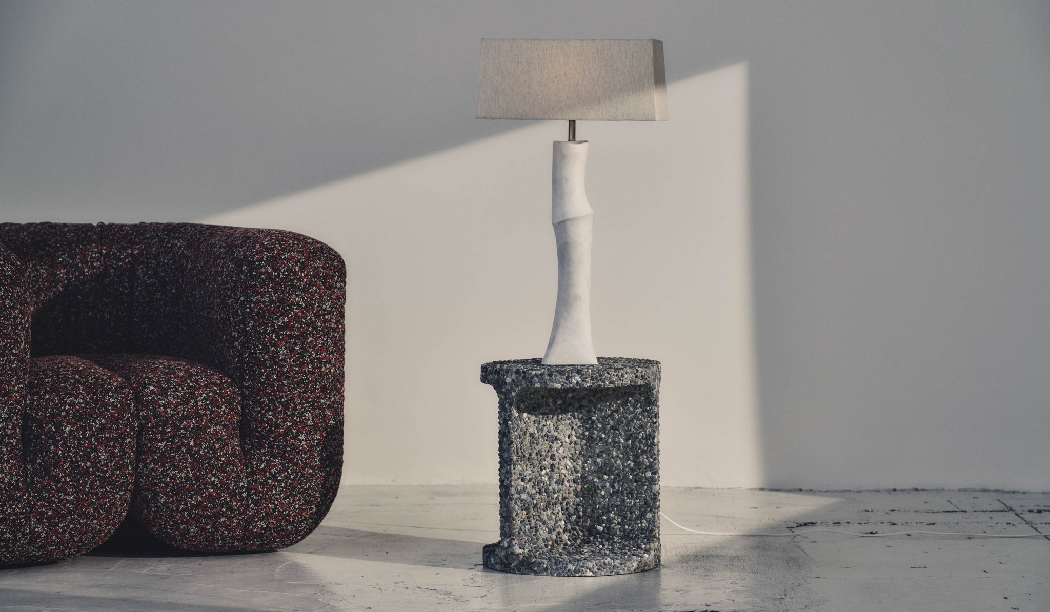 Kassandra Thatcher Sona Table Lamp