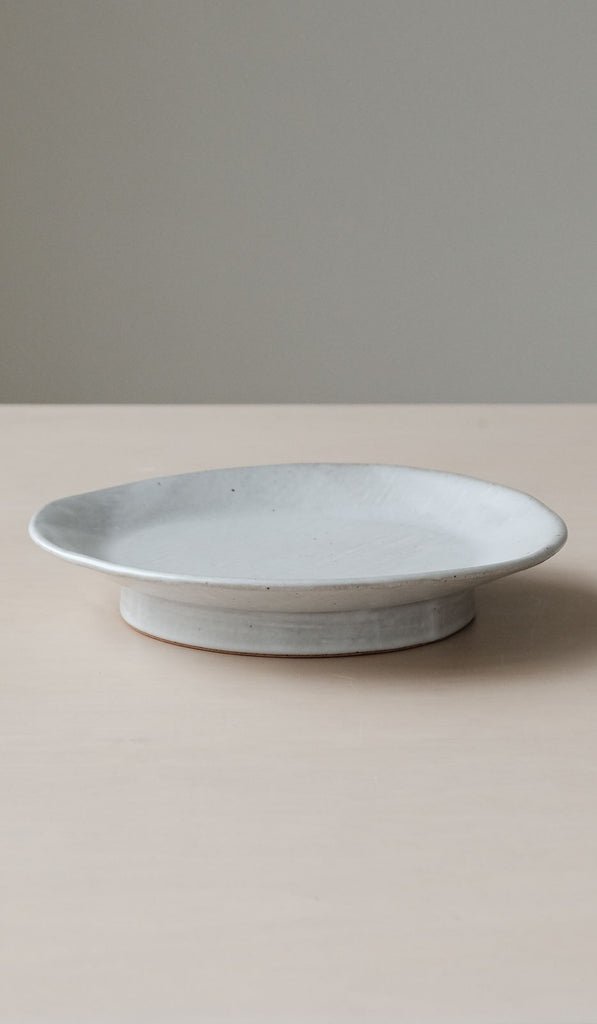 Len Carella White Small Round Pedestal Platter