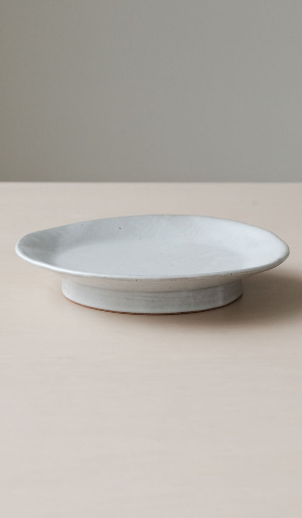 Len Carella White Small Round Pedestal Platter