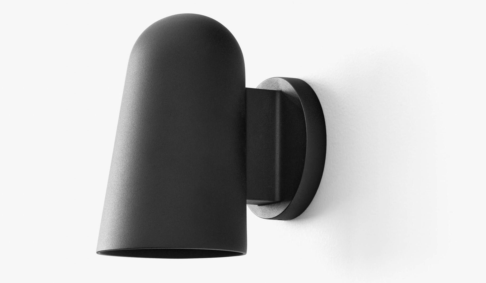 &Tradition SC104 Solid Wall Lamp