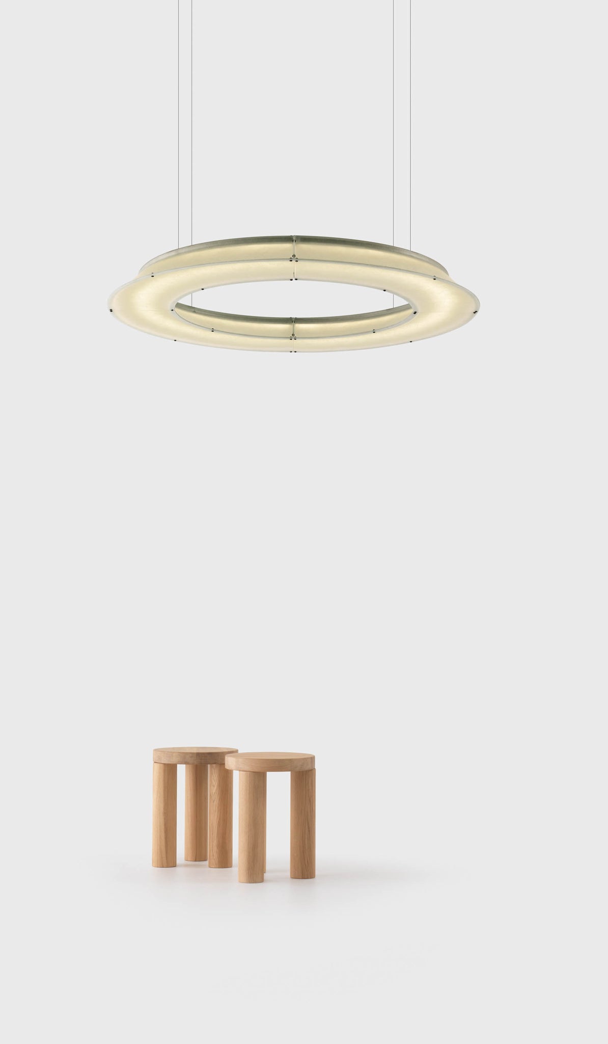 Resident Cast Light Chandelier