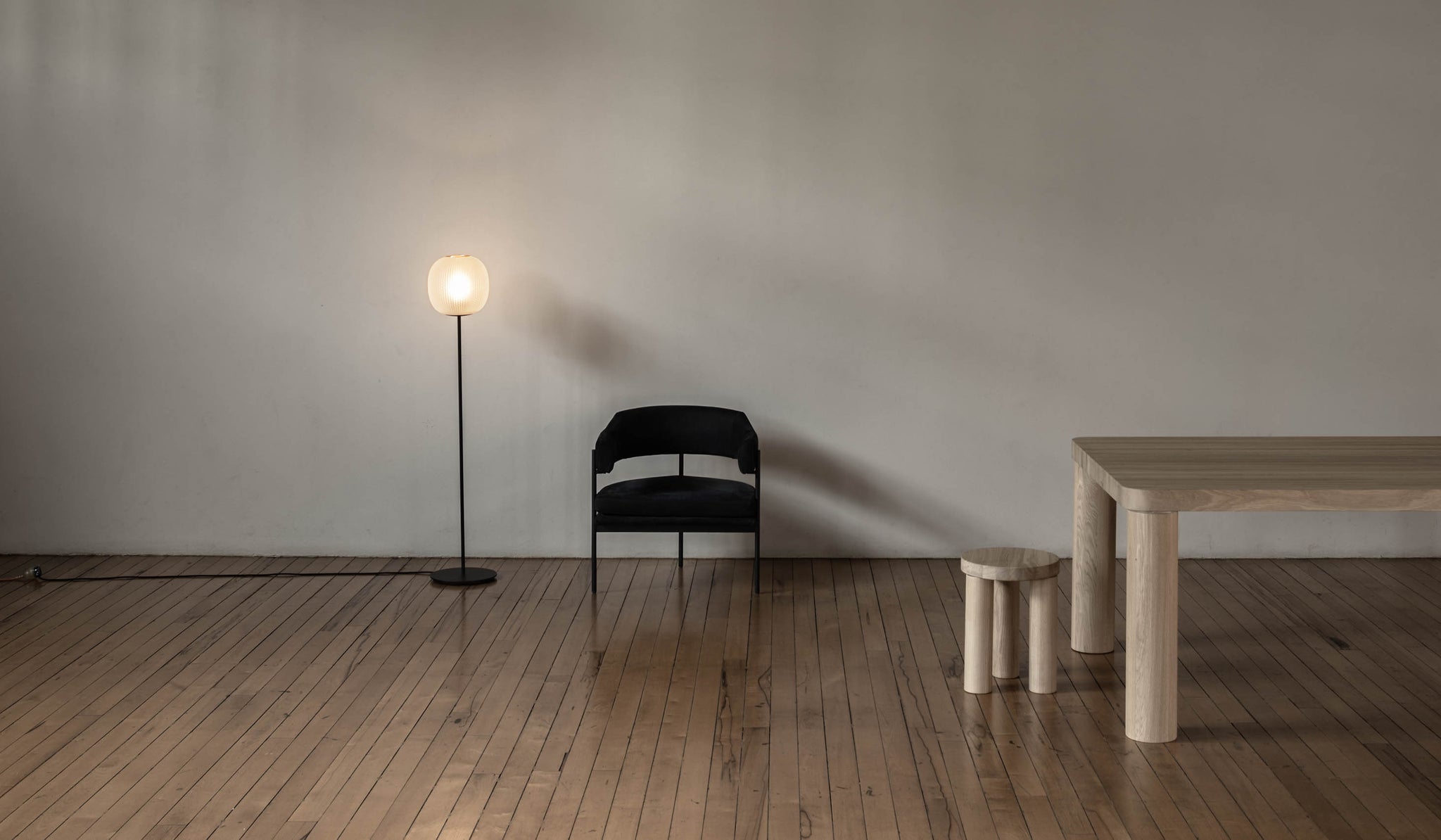 Resident Bloom Floor Light