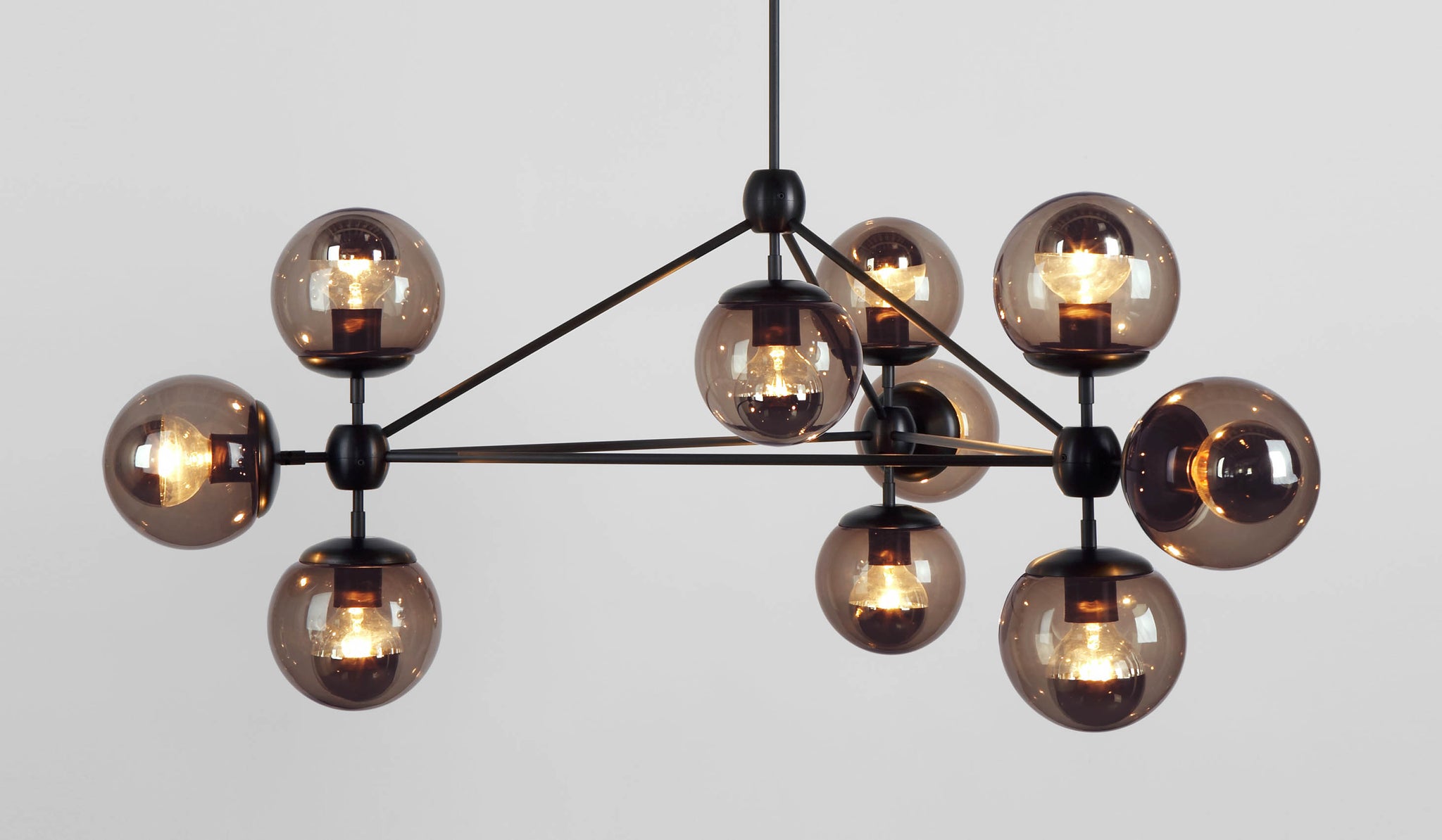Roll & Hill Modo 10 Globe Chandelier