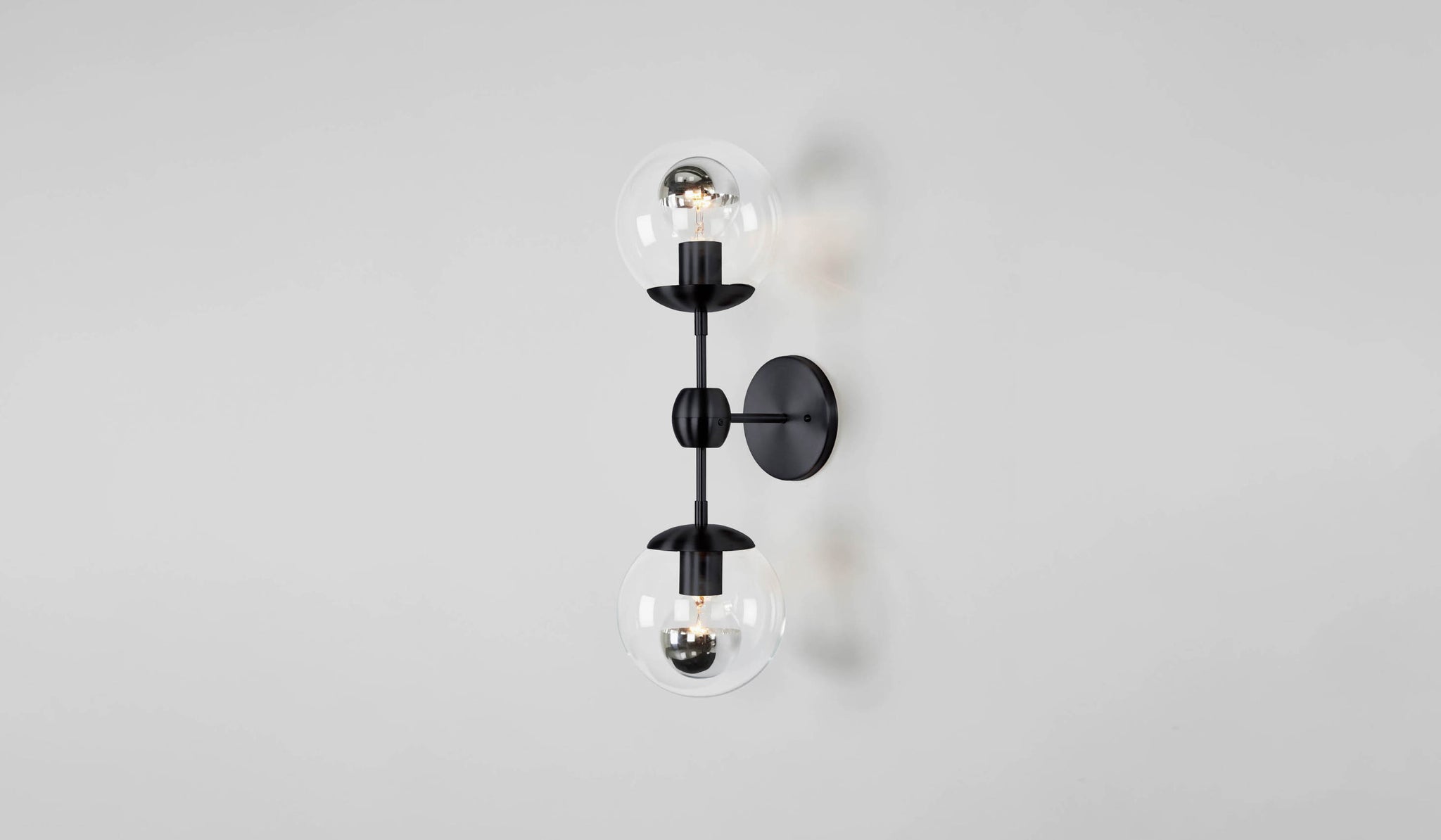 Roll & Hill Modo 2 Globe Sconce