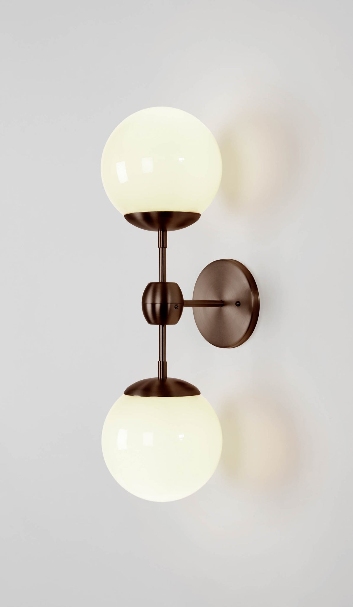 Roll & Hill Modo 2 Globe Sconce