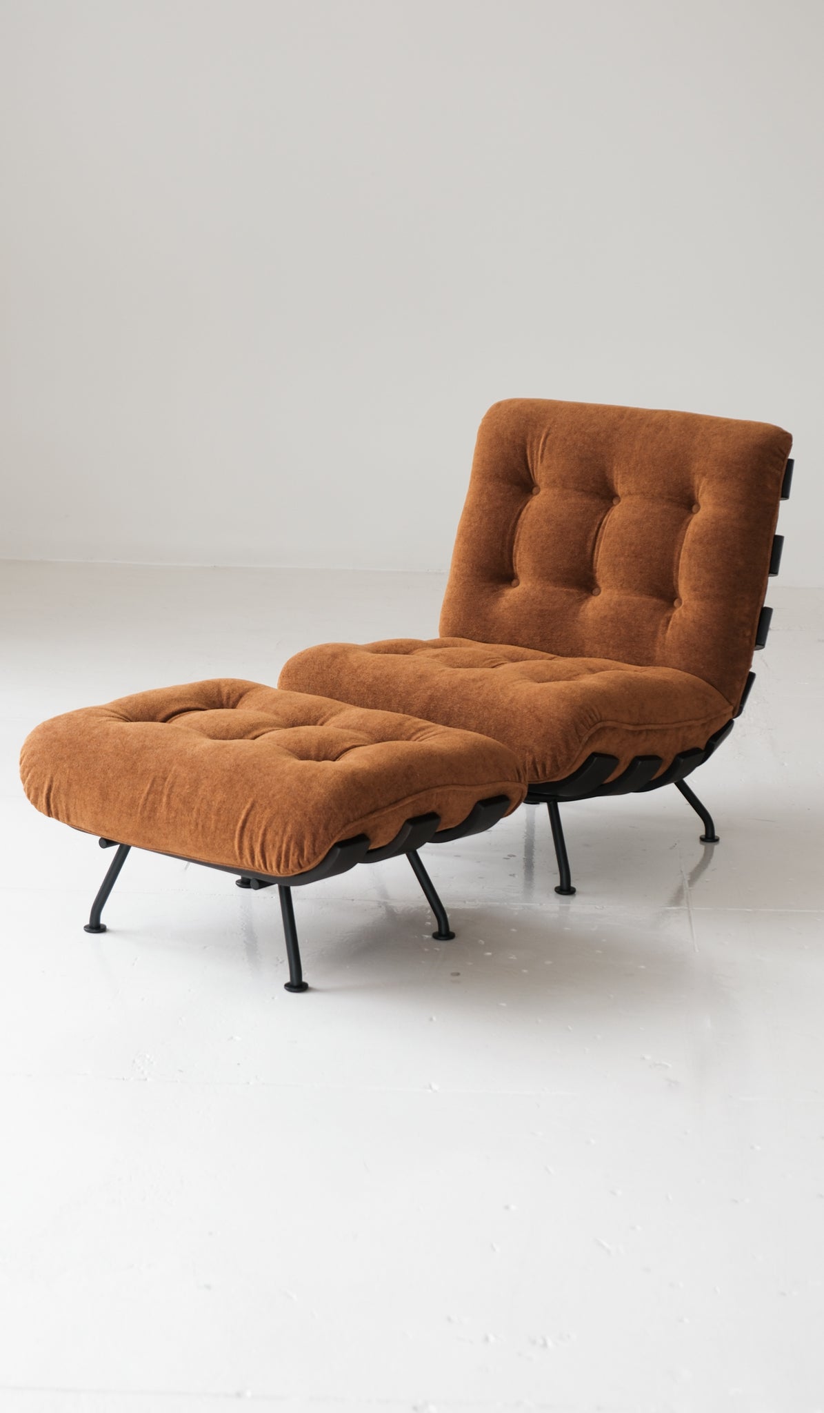 IN STOCK Tacchini 'Costela' Chair & Ottoman Set