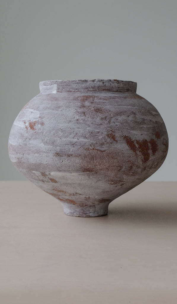 Jane Yang-D'Haene Moon Jar No. 24