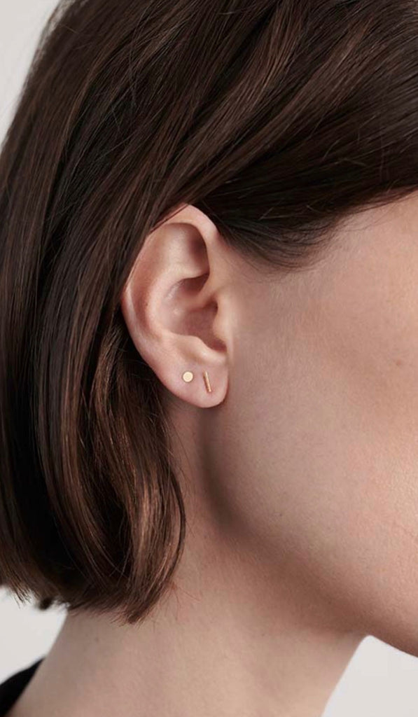 Kathleen Whitaker Gold Stud Earring